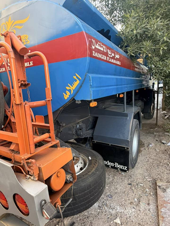 للبيع 
موديل ٩٢ اصولي 
معمرة كامل ومصبوغة 
رقم صلاح الدين الجديد بأسمي مكانها بغداد 
سعرها ١٥٠ ورقة وبيها مجال السيارة جديدة وكلشي بحسابه يعجبك السعر خابر مايعجبك  صلي على النبي 
***********
