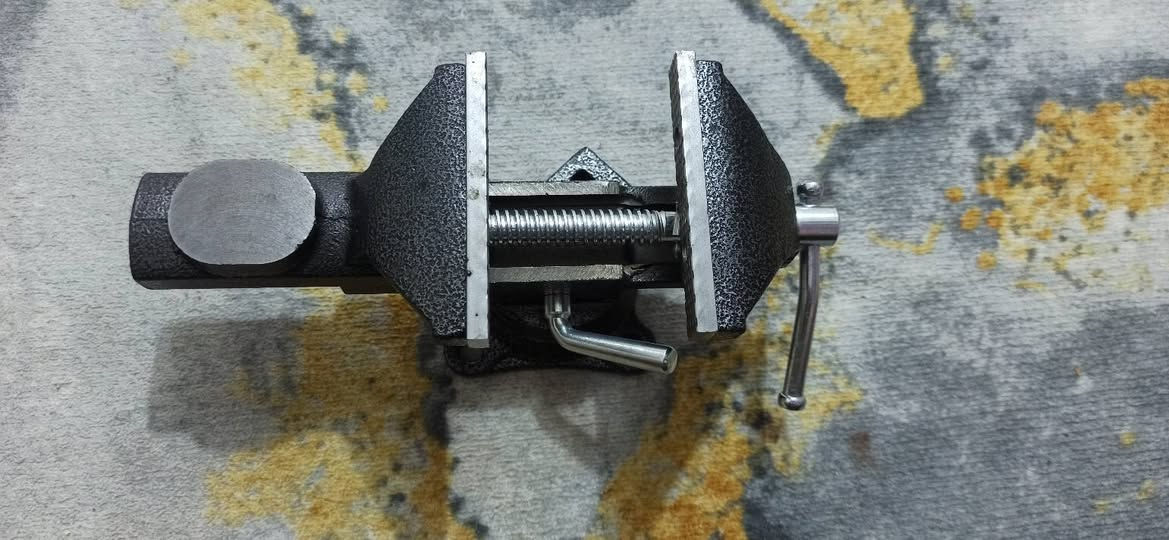 منكنه صغيره حط سعرك وبلعافيه


**إذا كنت صاحب هذا الإعلان وتريد حذفه لأي سبب، رجاءا أرسل رسالة إلى الدعم الفني**