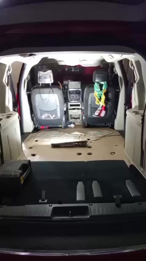 بسم الله الرحمن الرحيم
نعمل على تحديث السيارات الأمريكية نوع دوج كرفان وكرايسلر

من موديل2008 الى2020 تحديث

الأبواب والجنطه والجام كله كهرباء

تشغيل عن بعد اظافة تبريد خلفي

ربط فرس سقف مع الشاشات إضافة

فرس ارضي مع ضمان بالعمل 100٪

اتصل بالرقم *********** بي وات ساب
