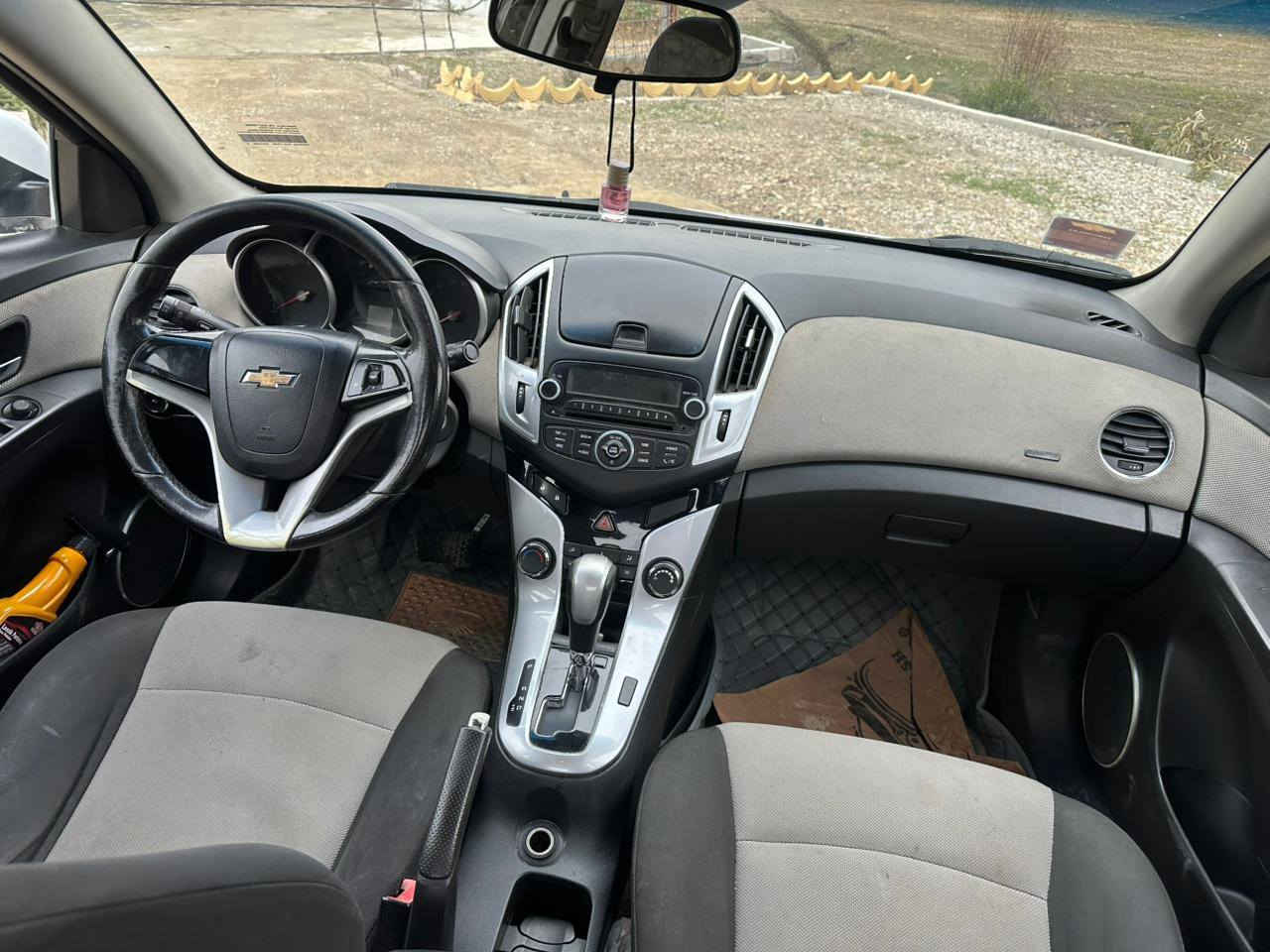 شۆفرلێت کروز مودێل ٢٠١٣
ژ.م ***********یان***********
شوێن سلێمانی نرخی خوار بازاڕ  ٦٧گەڵا 
گێڕ تۆماتیک گێڕوو مەکینەی بەشەرت
تاغم پێشی تندو تۆڵە مەسرەفی نیە
دوو پارچەی بۆیاخە بێ ناوگرتن 
سەنەو تازە بەسەر چوە تەحویل غرامە بەشەرت
تایەوو پاتری تازەیە السليمانية, العراق
