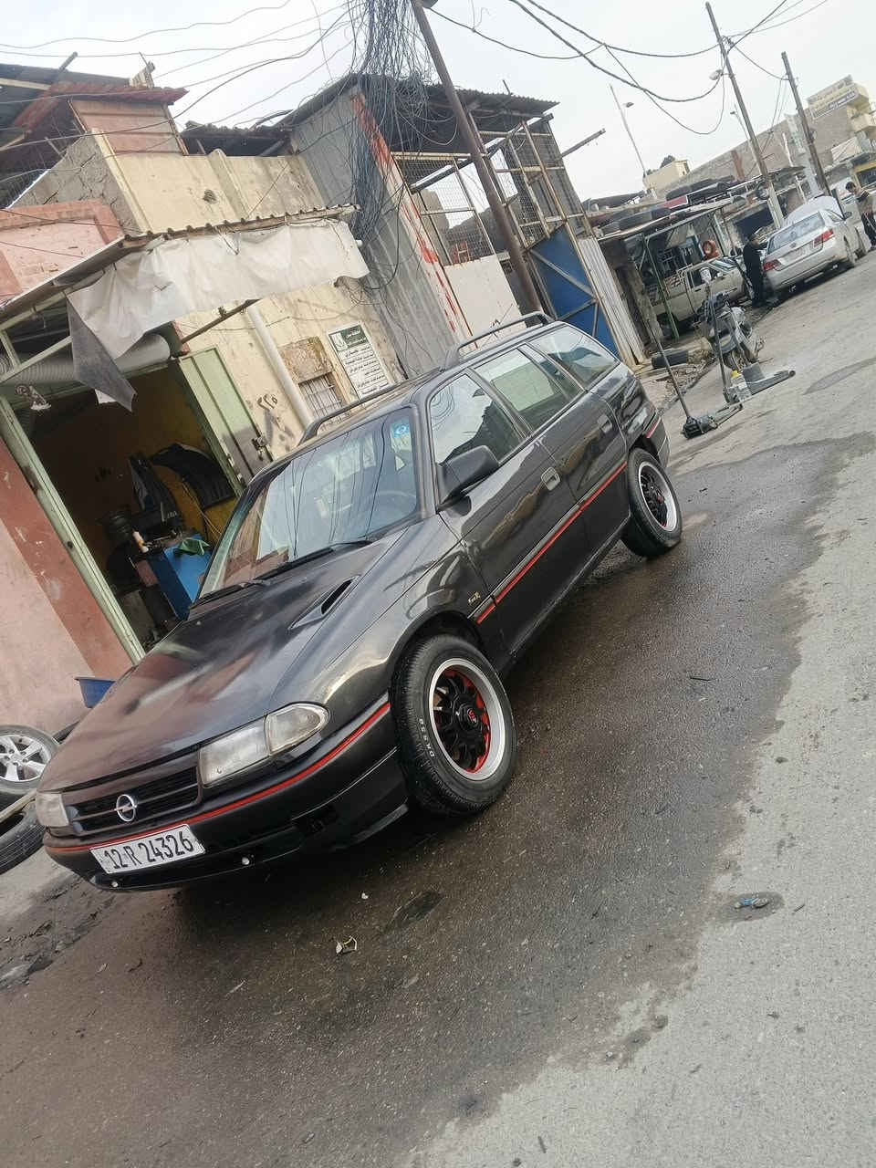 استرا استيشن موديل 93 شرط تحويل كاربون بانزين موجود بيها صبغ جماليه بدون ايد دعم رقم موبيل ***********
