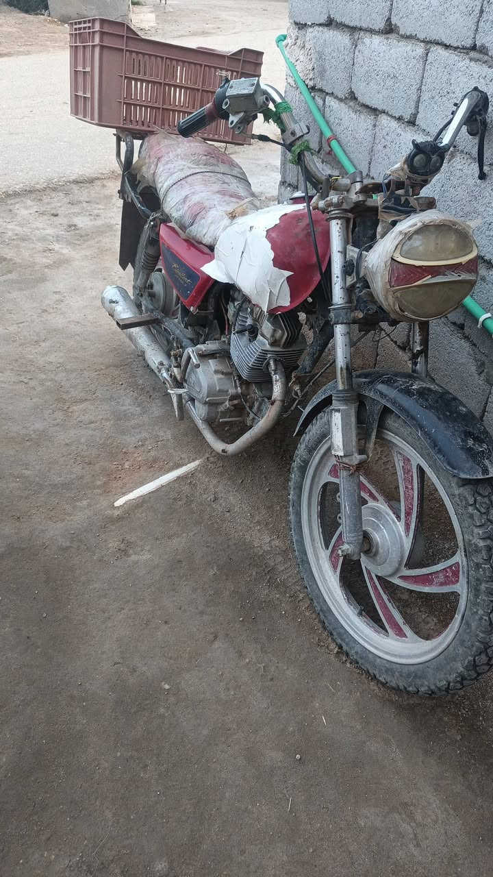 دراجه للبيع  ***********
