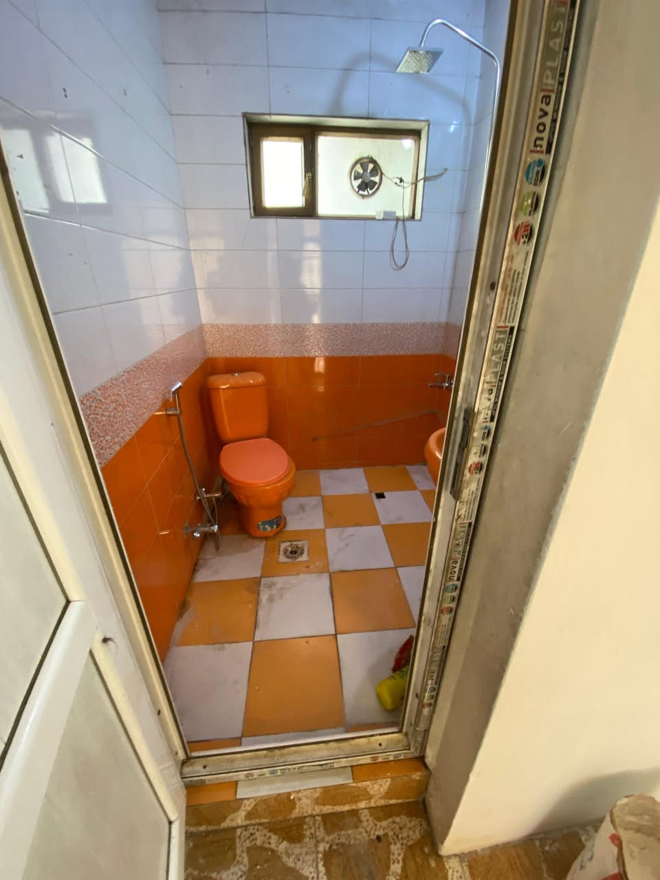 للايجار 75 متر السيديه الضباط مربع القاده غرفتين وصاله مطبخ صحيات ركن ايجار 750
للاستفسار الاتصال على الارقام 
***********
***********
