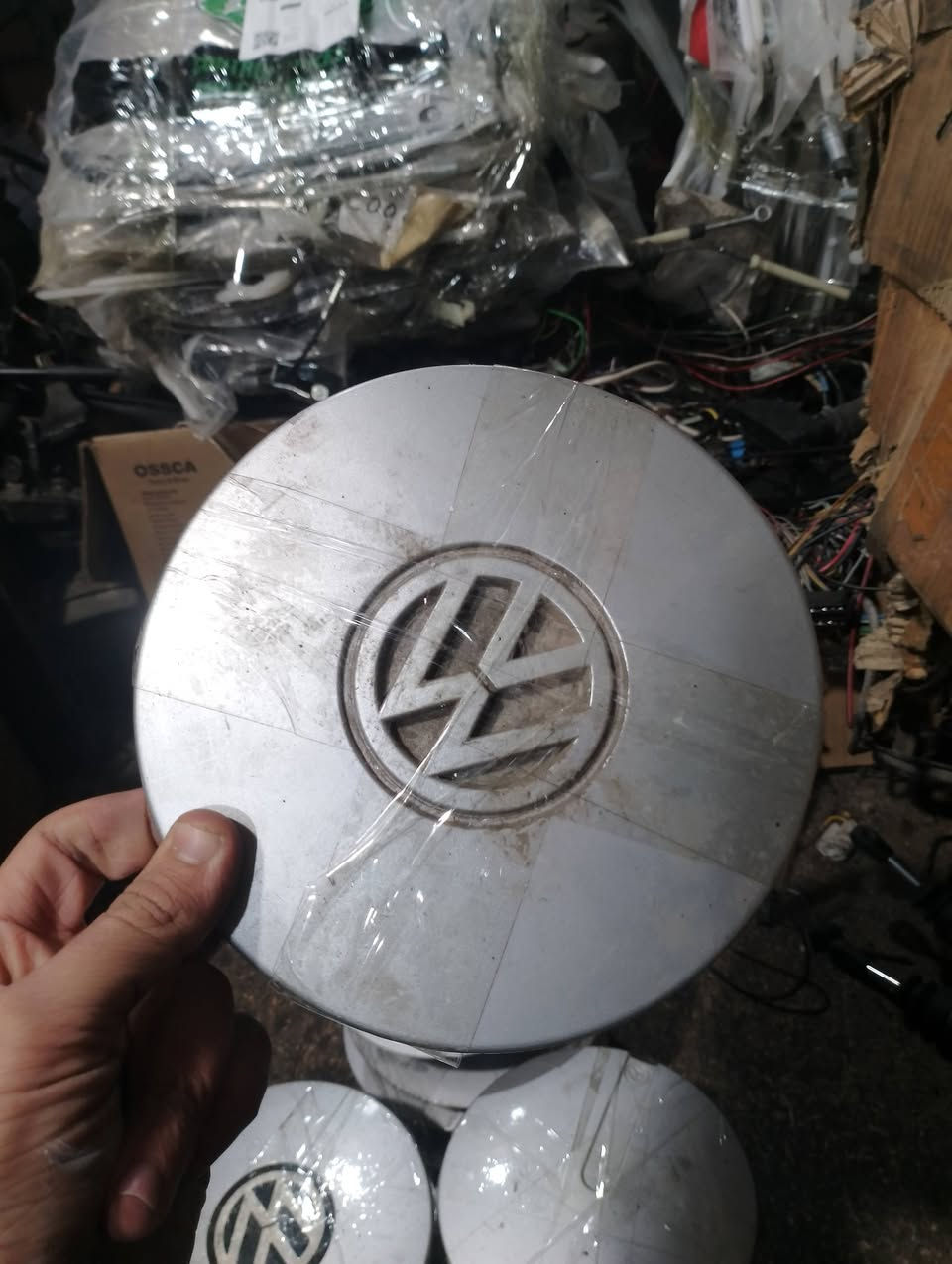 يتوفر كابات مال كولف نفخ وعظم
قياس ويل 13 او 14 
يتوفر خدمه توصيل 
***********
***********
