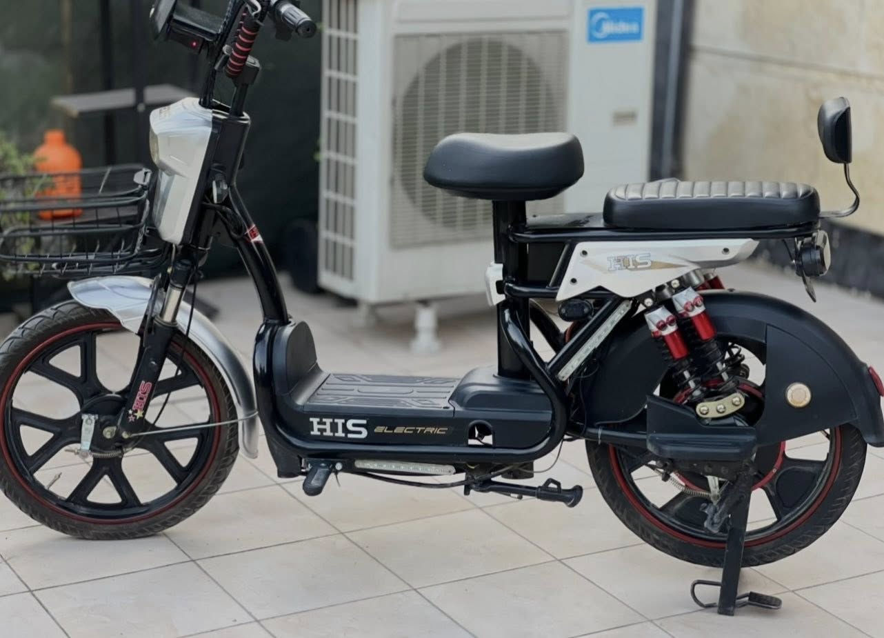 دراجه his موديل 2024
حجم 22 و 5 بطاريات
دراجه كير 4 سرع ونظام بك رجوع للخلف
شاشه ايباد تطلع الاعطال 
محرك ملف 750 واط
6 دبلات
بطاريات فوق النص عمر
بصمه وسويج تشغيل عن بعد 4 اشاير وبيها وبيها اضويه RGB
مانع سرقه وقفل ونظام بريكات ذكي

سعر  325 الف  🟩 مكاني بغداد شهداء السيدية

***********
