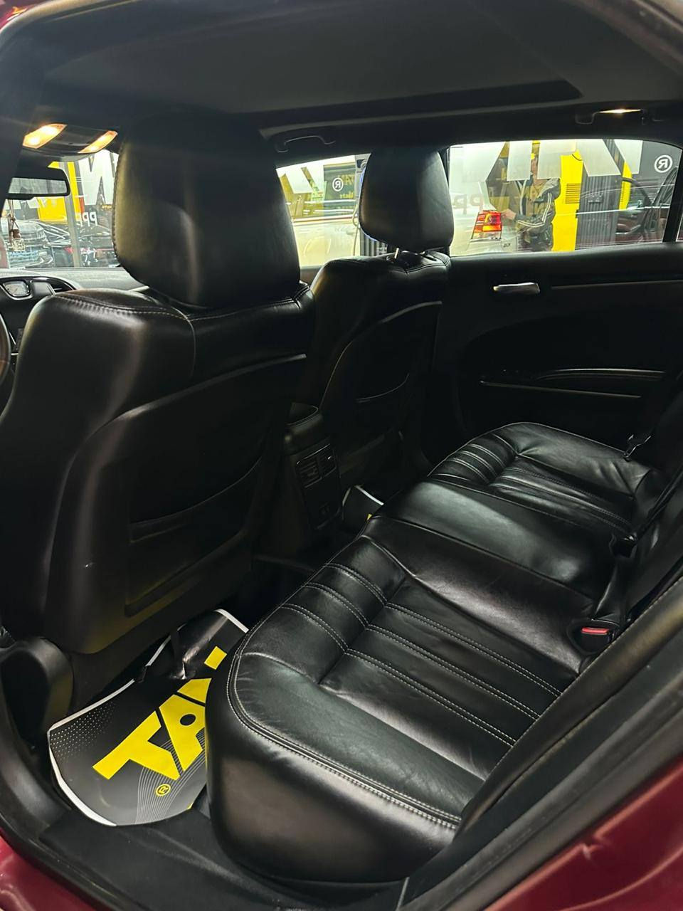 السلام عليكم
اوباما 2018 s
فول مواصفات معروفه الs
بدون صبغ حادثهه جاملغ فقط ومبدل نفس اللون تفصيخ 
صور الحادث مرفقه بالمنشور 
السياره ماشيه ٦٠ الف ميل 
لون كرزي مميز 
رادار امامي وجانبي 
حساسات 
كشنات جلد تدفئه 
شفتات استيرن 
فتحه بنوراما طكتين 
اشاير بالمري 
رقم اربيل تحويل مباشر 
السعر 255$  وبيهه مجال بسيط للشراي 
العنوان/ بغداد 
للإستفسار الاتصال على الرقم/ 
*********** واتساب
