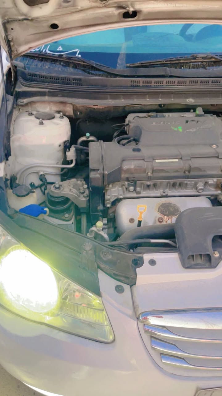 النترا ٢٠١١ خليجي فول محرك ٢٠٠٠ بلادي رقم بغداد نكليزي بسمي تحويل مباشر السعر ١٢٧ مكاني بغداد للستفسار *********** السياره بدون صبغ فقط بارد
