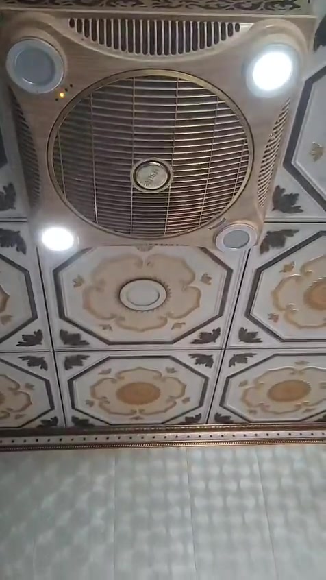 سقف ثانوي مع مراوح سقفيه عدد ٣
والسقف ٢٩ متر 
نجف حي القدس 
@إشارة


**إذا كنت صاحب هذا الإعلان وتريد حذفه لأي سبب، رجاءا أرسل رسالة إلى الدعم الفني**