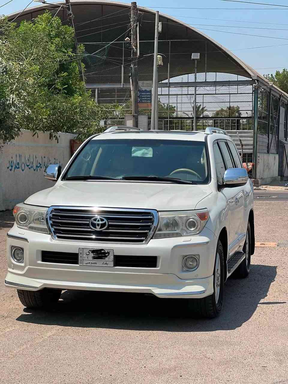 السلام عليكم
لاندكروز جكساره موديل ٢٠١٣ فطيم
ماشيه ١٥٢ الف حقيقي على اافحص
رقم بغداد مميز
السياره باسمي تحويل مباشر
بيها صبغ الباب الخلفيه مال الصندوق الدلعه الفوك فقط
محرك ٦ سلندر ٤٠٠٠
كشنات جلد
كشن السايق كهرباء ٣ دكم
السياره كلش جديده
وكلها على وضع الشركه
تخم تاير دلوب ياباني
شاشه 
للاتصال : ***********
