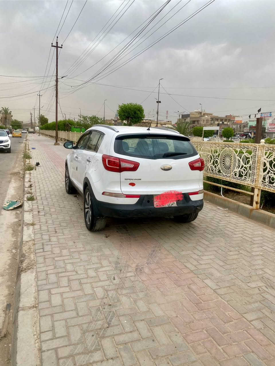 سبورتج. ٢٠١٣. خليجي   رقم سليمانية القديم ابو الفسفوره 
السنويه باسم عربي بغداد 

بيه صبغ على كد شبر بالبابتين جهة السايق والجاملغ مال سايق تبدل نفس لون فقط 
كير محرك كلش نضيف 
السيارة بغداد @ الشراي يدخل خاص


**إذا كنت صاحب هذا الإعلان وتريد حذفه لأي سبب، رجاءا أرسل رسالة إلى الدعم الفني**