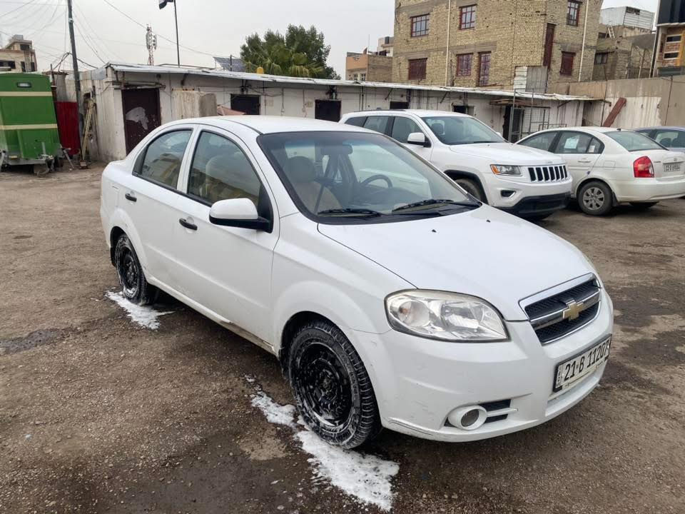 سلام وعليكم شباب
اڤيو موديل 2011
مكفولة كفالة عامة بيهة فقط بارد وهاي الضربةمثل ما موضحة بالصور امامكم السيارة باسمي تحويل ثاني يوم 
تدفئة تبريد كهربائيات كلهة شغالة 
دوشمة جديدة 
سويج عدد ٢ 
السعر ٧٢ للاستفسار اكثر ***********
