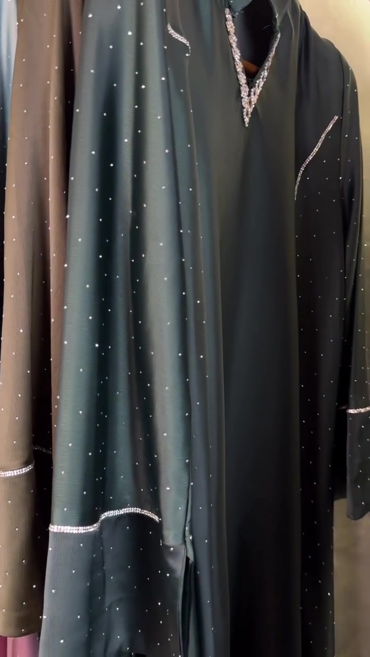 السعر35 الف♥️✨

القياسات ( L ,xl ,2x ,3x )

للحجز و الاستفسار التواصل على الأرقام واتس اب 

***********
***********
***********
***********

توصيل بغداد  5000
توصيل محافظات  5000
