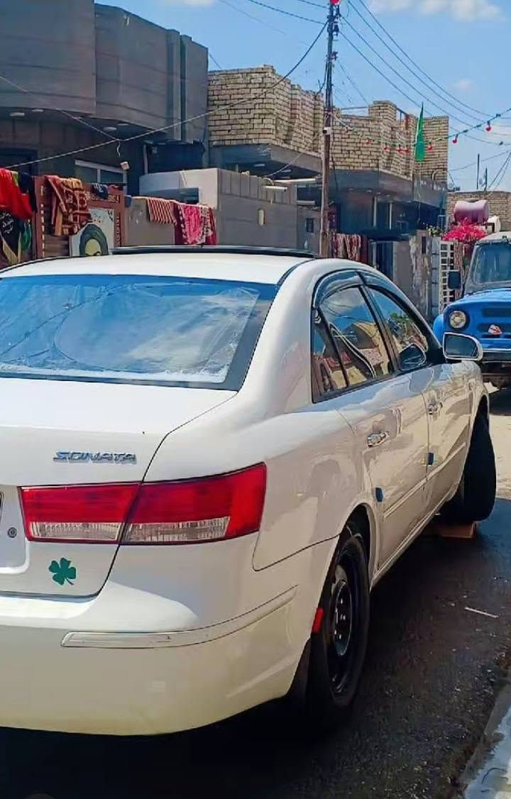 سلام عليكم سوناته 2009خليجي محرك 2000كير مكينه خير من الله ضررهه جملغ اليمه المامي والبنيد جاملغ الخلفي صفحت السايق بارد رقم اربيل سنويه ساقطه صارلهه سنه رقم دولي سعرهه 103وبيه مجال مكان السياره واسط الصويره ////  ***********//***********تصل وتدلل
