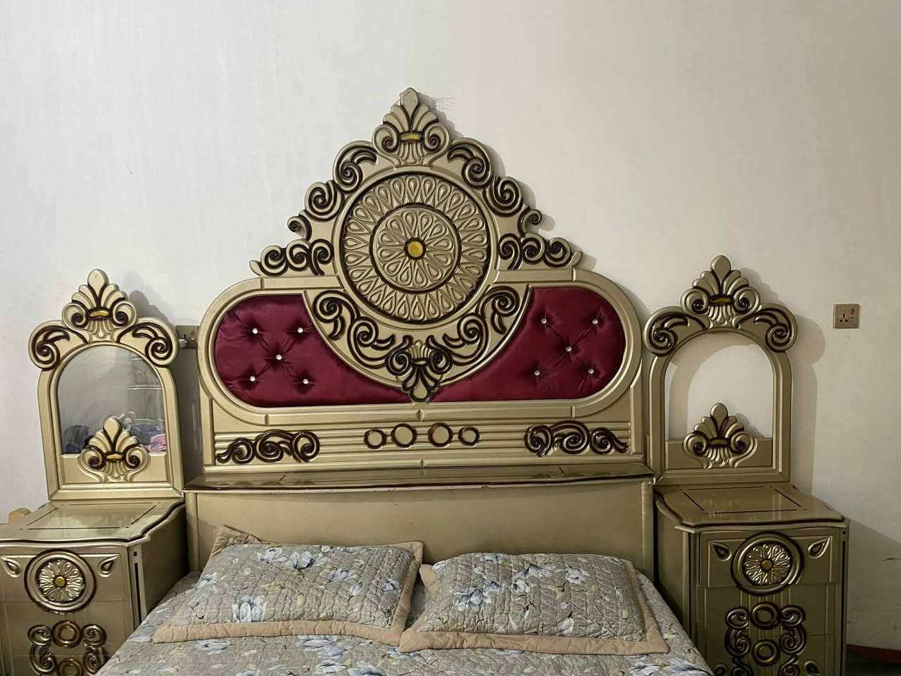 غرفه خشب عراقي مصبوغه صبغ حراري   ٥٠٠ وبيه مجال 6قطع مكاني بغداد الزعفرانيه


**إذا كنت صاحب هذا الإعلان وتريد حذفه لأي سبب، رجاءا أرسل رسالة إلى الدعم الفني**