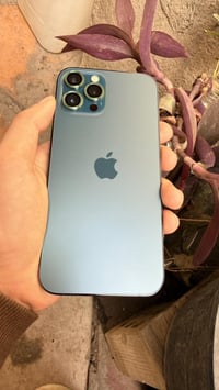 الذاكرة ٢٥٦ البطارية ٨٢ النظافة ١٠٠٪؜ العنوان بغداد - العبيدي - فلكة ح...