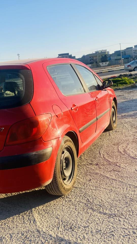 السلام عليكم للبيع بيجو فرنسي 307 موديل 2005 كير ومكينه خير من الله مابيها صبغ نهائياً تخم تاير جديد صار اقل الاسبوع بطاريه سيارة ايضاً جديده اقل الاسبوع السعر (46)وبيها مجال للشراي مكاني بغداد المحموديه
***********متوفر واتساب او شريحه
