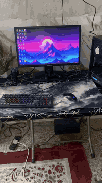 � كيس ألعاب + شاشة + ملحقات + UPS للبيع 🔴

📌 الحالة: مستعمل سنة
📌 الاستخدام: نظيف، بدون أي مشاكل
📌 الحرارة: ممتازة وما ارتفعت نهائياً

⸻

🖥️ مواصفات الكيس:
• 🔹 المعالج: Intel Core i3-10105F
• 🔹 كرت الشاشة: GTX 1650 – 4GB
• 🔹 الرام: 16GB DDR4
• 🔹 التخزين:
• ssd 256GB
• HDD 500GB
• 🔹 المذربورد: ASUS PRIME H410M-K
• 🔹 البور سبلاي: 500W Deepcool
• 🔹 الكيس: Deepcool
• 🔹 النظام: Windows 10 Pro – 64bit
• 🔹 DirectX 12 شغال بدون مشاكل

⸻

🖥️ الشاشة:
• 📺 Samsung
• 🔹 دقة 1080p
• 🔹 تردد 60Hz
• 🔹 حالة ممتازة

⸻

🎮 الملحقات:
• 🖱️ ماوس Snap Dracon
• ⌨️ كيبورد Red Switch (جديد)
• 🎮 يد PlayStation 4 + ميز
• 🔌 UPS Metex 1000VA (يحمي الجهاز من انقطاع الكهرباء)
وياهة الميز يعني بس تربط وتلعب كلشي كامل  اخي الميز هدية 
⸻

✅ ملاحظات مهمة:

✔️ الجهاز نظيف جداً
✔️ ما بي أي أعطال
✔️ ماكو مشاكل حرارة
✔️ يشغل أغلب الألعاب بسلاسة
✔️ مناسب للألعاب، الدراسة، الشغل

⸻

💰 السعر:
➡️ 650 دينار عراقي
(قابل للنقاش للجاد فقط)

📍 المكان: بغداد الغزالية
📞 للتواصل: ***********
