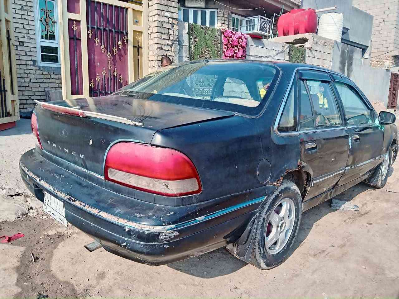 سلام عليكم اللبيع برنس فراشه موديل 1996 رقم واسط بسمي سنويه 27  كير اوتو محرك بي تنقيص وتبخير  سياره شوف العين سعر20 وبيه مجال  اي ستفسار انتصال برقم *********** مكان سياره واسط العزيزيه
