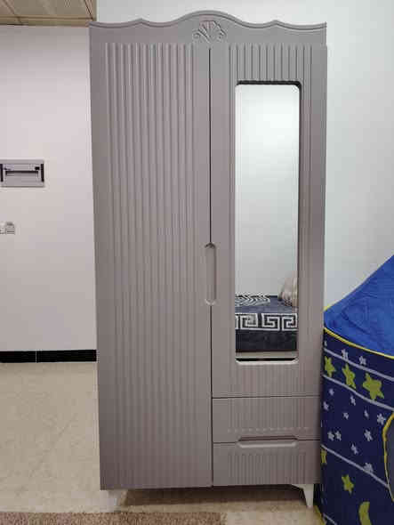 ازادي
للبيع كامل او في القطعة.
لتواصل ***********
