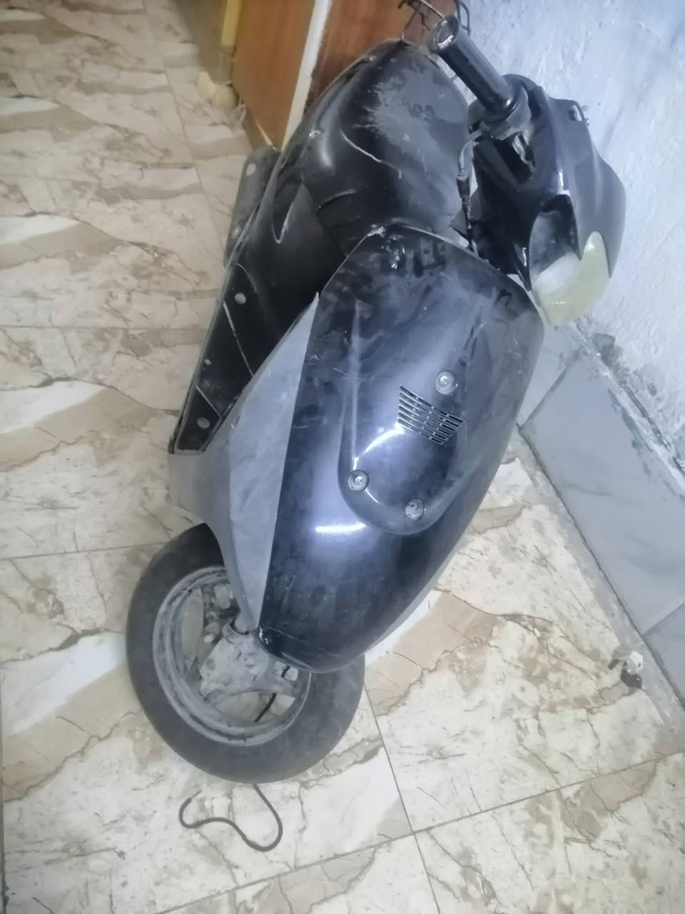 دراجه ساسوكي نضيفه أوراق السعر ١٥٠ الف دينار الاتصال ع الرقم *********** العنوان ميسان مغربه
