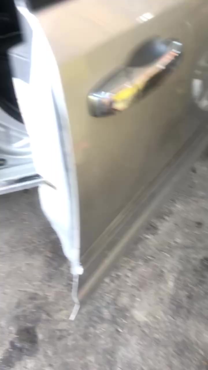 رمضان كريم عليك اخوان دوج كرفان موديل ٢٠٠٠٨ تبديل فريز مامي كامل مع صونده حار  تنضيف فريز خلفي مع غسل منضومه كامله ابو علي التبريد ساحت عدن خلف معمل جلبي قرب عباس ***********
