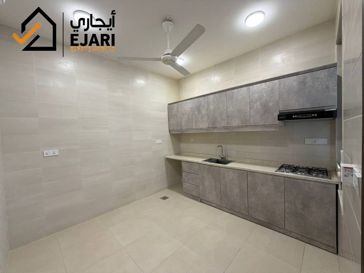 اعلان ايجار
Ejari  إيجاري 
يوجد وحده سكنيه للايجار في منطقه اليرموك 4 شوارع طابق اول فوك الارضي مستقل غير مسكون مساحه 120 متر مودرن موقع جدا ممتاز فرع هادئ سكني مجهز سبالت +كاونترات مطبخ +علما كهرباء 24 ساعه وطني 
يحتوي غرفتين +صاله +مطبخ +حمام +بالكون اكبيره ممكن اصير جلسه خارجيه+يوجد مكان وقوف السياره 
للاستفسار ***********
اذا مهتم بالسعر اكتب رقم 16 سوف يتم الرد عل الخاص 
نقدم خدمه  اداره العقارات جميع مناطق بغداد في حاله انك مشغول او امسافر وماعندك وكت اتابع البنايه او اي عقار يمنه الحل ايجاري بديل 
يلبي طلبك وانت مكانك بطرق حديثه 

او زيارتنا الى موقع الشركه في حي الجامعه الفرع مقابيل كليه الاداره والاقتصاد فرع مدرسه المباهج👇
 https://maps.app.goo.gl/uwkk4QPYd5EgivjP8?g_st=iw

 للمزيد من العروض يمكنكم الانضمام قناه التلكرام👇
https://t.me/omarEjari

وتساب 👇 فقط رسائل 
https://iwtsp.com/9647710000680

 التيك توك 👇
https://www.tiktok.com/@ejari86?_t=8V089pzmx7t&_r=1

 قناة  YouTube 👇

https://youtube.com/channel/UCPxpJjtiuOb1RoTmh_X9cZQ

#iraq #baghdad #kurdistan #iraqi #تجاري #property #investment #openhouse
#propertyinvestment #luxurylifestyle #apartment #sold #rent #apartments
#عقارات_المنصور #للايجار #ايجار #مجمعات #شقق #إيجاري #الجامعه #القادسيه #الجادريه #اليرموك #الداوودي #تجاري  #الداوودي #كراده #الجادريه #بغداد
