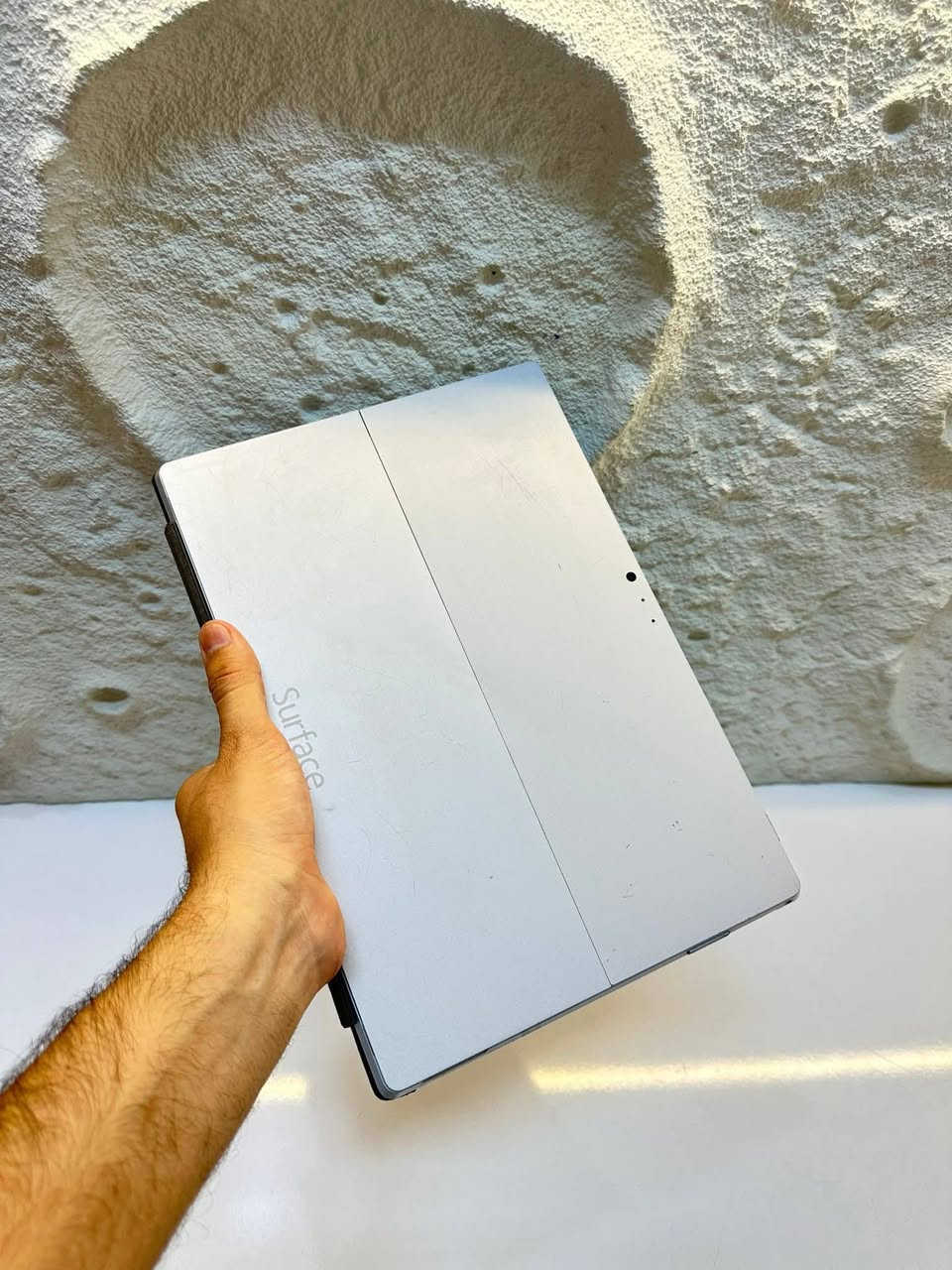 لابتوب + أيباد ( تابلت)  لمس بدقة 2K بسعر مثالي للطلاب واصحاب المكاتب
💻 Microsoft Surface Pro 3 

بســـــعر مميز جداً فقط بــ 175,000

🔥 جهاز عملي وخفيف يجمع بين اللابتوب والتابلت بشاشة لمس بدقة 2K

✅ المعالج: Intel Core i3 الجيل الرابع

✅ الرام: 4GB

✅ الخزن: SSD 128GB

✅ كارت الشاشة: Intel HD Graphics

✅ الشاشة: 12.3 إنج لمس

✅ بطارية جيدة للاستخدام اليومي

✅ مناسب للدراسة والأعمال المكتبية والتصفح

🎁 هدايانا تشمل:

🖱️ ماوس

🖼️ ماوس باد

🎒 حقيبة لابتوب مميزة

🔌 شاحنة أصلية 180W

✨ هدايا كاملة مع كل جهاز

📞 للحجز والاستفسار:

📩 تلگرام: @Hf_Yy5

📱 واتساب: ***********

📌 قناة التلگرام: https://t.me/Alriada341

📘 فيسبوك: hassnAlriada

📸 إنستغرام: @h536_

🎵 تيك توك: https://www.tiktok.com/@alriada_?_r=1&_t=ZS-91djYTk7s92

🚚 شحن إلى جميع محافظات العراق

🏢 مكتب الريادة للحاسبات
