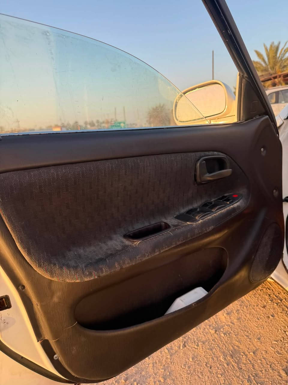 يالله سلام عليك كورلا للبيع كير اتوماتيك رقم بغداد انكليزي وبسمي تبريد محتاج بس غاز مكينه وكير خير من الله صدر امامي جديد  تخم تايرات جديد السياره كولش حلوة غرفته نظيفه عارضه 58 الاستفسار الاتصال بل رقم *********** مكان السياره واسط النعمانية
