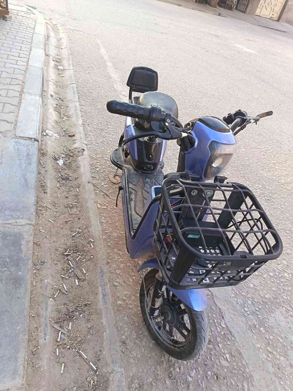 السلام عليكم دراجات شحن جديد السعر 250 ***********
