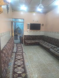 ديوان عدد 2 للبيع بسعر مناسب للتواصل اتصل  07710458833 واحد 10متر وثان...