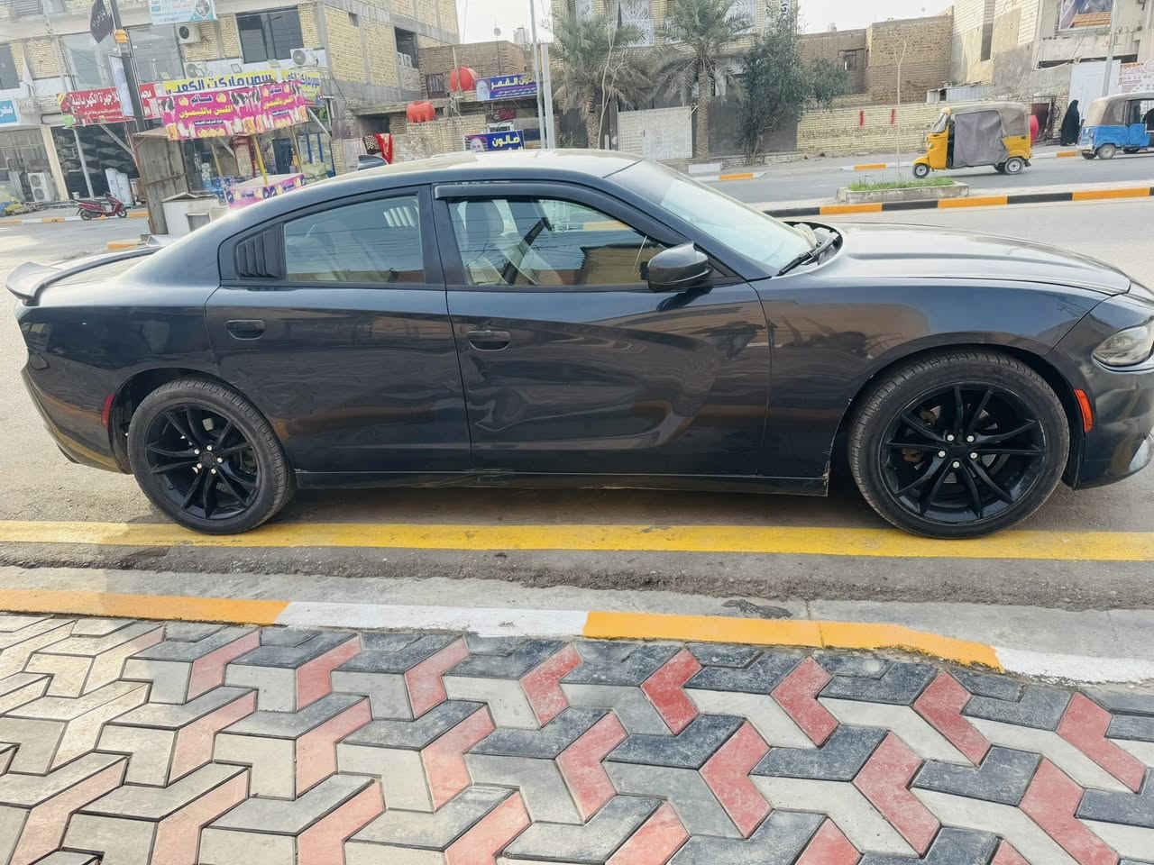 جارجر موديل ١٦
نحويل مباشر
سياره جاهزه
نبريد
حداديه نص عمر
نايرات جدد
بصمه تشغيل عن بعد مكان سياره ميسان
سياره بيها قطعه واحده
الحاملغ الخلفي وضربه امريكه بنيد راجع نفسه وبيها ضربات صغار يرجعن بارد ما سويتهن وحده بالجاملغ الكدام وباب صدر
السعر ١٦٠
***********
مكان سياره ميسان العماره
