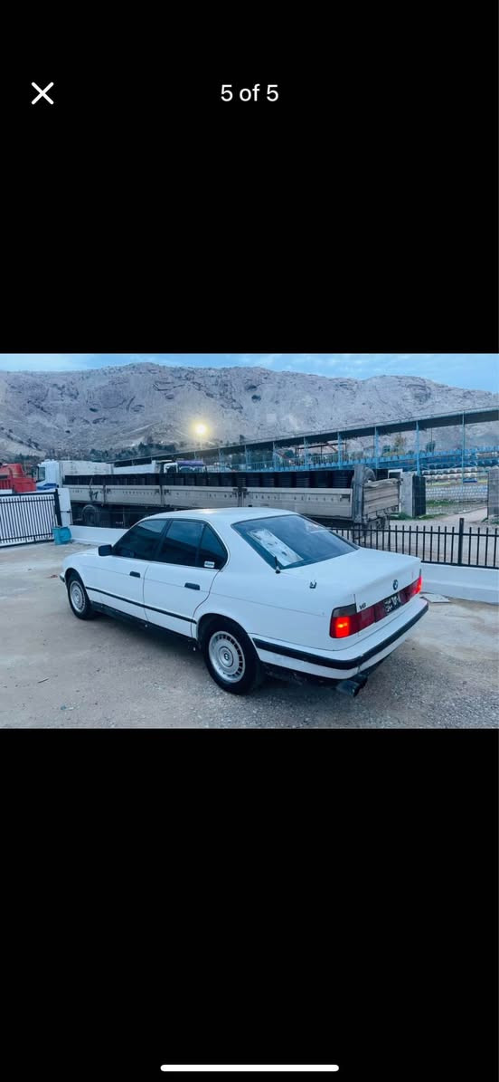 Bmw
مەکینە ٥٢٥فەل. گێر حادی
مۆدێل١٩٩٢ 
دوجام کارەبا
سوکان m
دەحامی پێش m
قرچێکی بچوکی هەیە شایەنی باس نیە
کامل جوانکاری
گەرمیو تەنجیلو فڵچەی مەزبوتە
ماشالڵە تاحەزبکەی تندوتۆڵە 
واجیهەی لەگەڵە ڕەقەم حەسڵی 
شوێن ڕانیە
٢٤وەرەقەو مەجال المصيب, بابل


**إذا كنت صاحب هذا الإعلان وتريد حذفه لأي سبب، رجاءا أرسل رسالة إلى الدعم الفني**