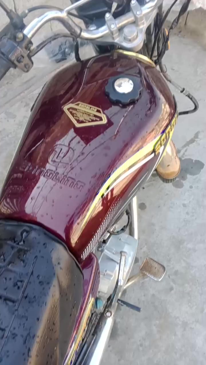 سلام عليكم دراجه خير من الله تجفيت جديد مال شركه بعدهي جاي تسحك اوراق كامله دراجه نضيف كمله من كلشي بس ناقصه بك ليت تريد تبدله تريد بس شدله كلوب كلشي شغال بس عندك باتري تعبان  موديل ٢٠محدثه٢٥لمراوس بوكسر او تيفي اس مكاني ديالى بعقوبة كطون رحمه


**إذا كنت صاحب هذا الإعلان وتريد حذفه لأي سبب، رجاءا أرسل رسالة إلى الدعم الفني**