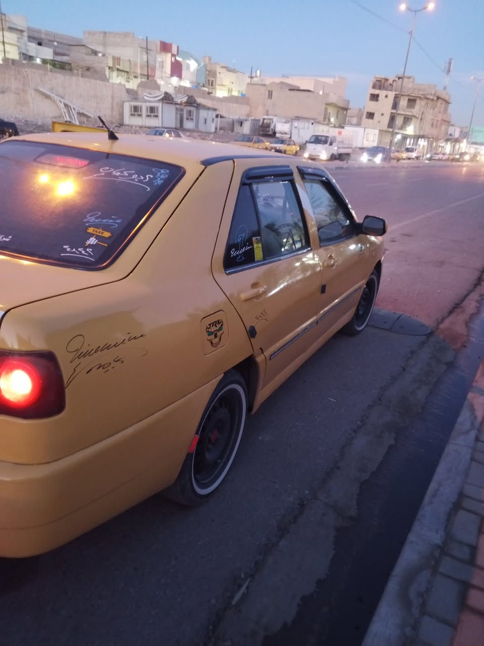 سلام عليكم شيري كوين 2013 سياره حيل نضيفه رقم بغداد مكينه گير شرط تايرات جدد طخم جديد سياره ماتصرف عليها ربع. بوجهك ع شارع  كوبون بانزين بيها  كبل فول  شرط الوكالة والتحويل السعر 30 بي مجال للطيبين غير متواجد ع الفيس   للتواصلل
*********** بي واتساب
