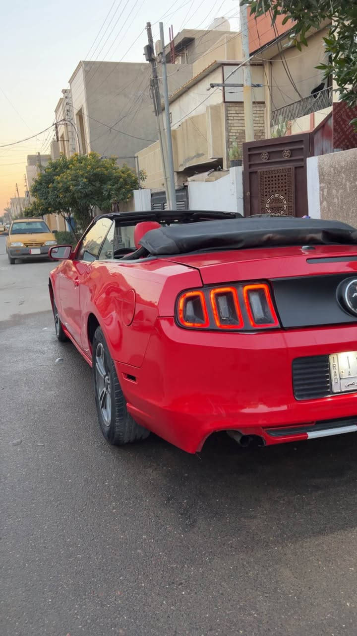 موستنك 2011 محدث 2014 للبيع
السياره 6 سلندر 3700 
مصبوغه عام
كشف
كشن السايق كهرباء 
عليها برمجه ضرغام بوب كورن وطلقات
بيها نواقص بسيطه السياره 
دعاميه اماميه عندي جديده غير هاي 
شاشه تسلا 
رقمها بابل مشروع وطني 
السعر 70 ورقه وبيها مجال للشراي 
مكاني بغداد الدوره
للتواصل:*********** بغداد, العراق
