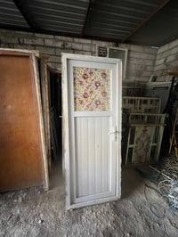 اغراض مستعملة • اسعار مناسبة • تواصل خاص