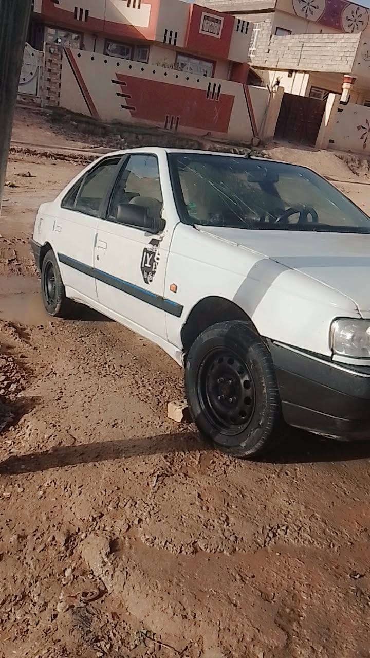 السلام عليكم للبيع بيجو رواى موديل 9سياره جاهزه كير مكينه اكسن شرط كهربائيات كلها شغاله السياره خير من الله راعيها موجود يريد تحويل رقم نجف تخم تاير باتري جديد السعر 17وبيها مجال المكان ديالى الستفسار ***********واتساب
