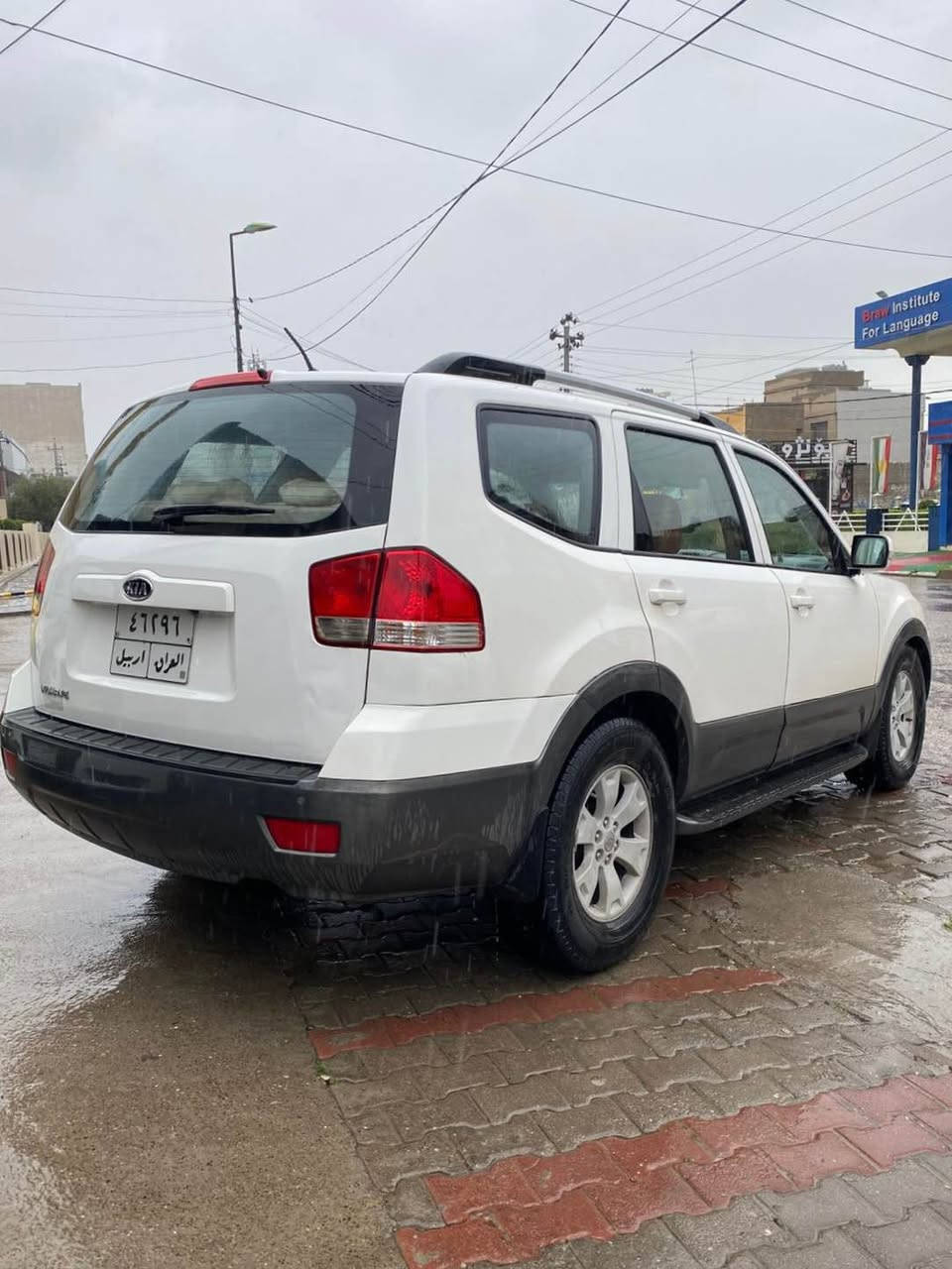 كيا موهافي 2011
خليجي 
مكينة 3.6L كبس مامفتوح ماشي ٢٠٨كم
كير مكينة اكسل تبريد كهربائييات بدون عيب 
مواصفات ٧راكب تبريد مركزي فورويل 
شاشة امامية وشاشة خلفية كاميرا…
خمس قطع صبغ بونيت جامرلغ امامي وخلفي وبابين.
بيها شويه بطانة ارباك سستم 
رقم اربيل سنوية منتهية
سعر ١٢٠$ 
سيارة حلوة ونظيفة وعاليئة مالبيت 
عنوان اربيل 
للاستفسار اكثر واتساب *********** أربيل, العراق
