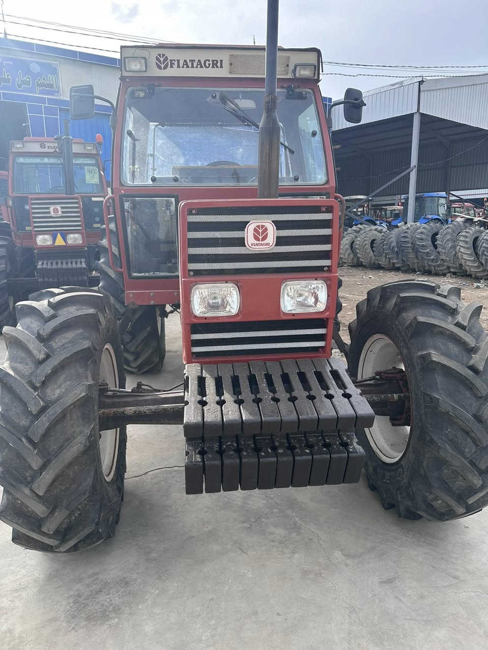 #معرض_حجي_حسين
يوجد جميع انوع الساحبات الزراعية 

بمختلف  الأحجام           واسط الزبيديه 

                   

#فيات_ حجم 100

فول مواصفات 

مكفوله من الصبغ 

رقم واسط تحويل مباشر 

***********/***********
