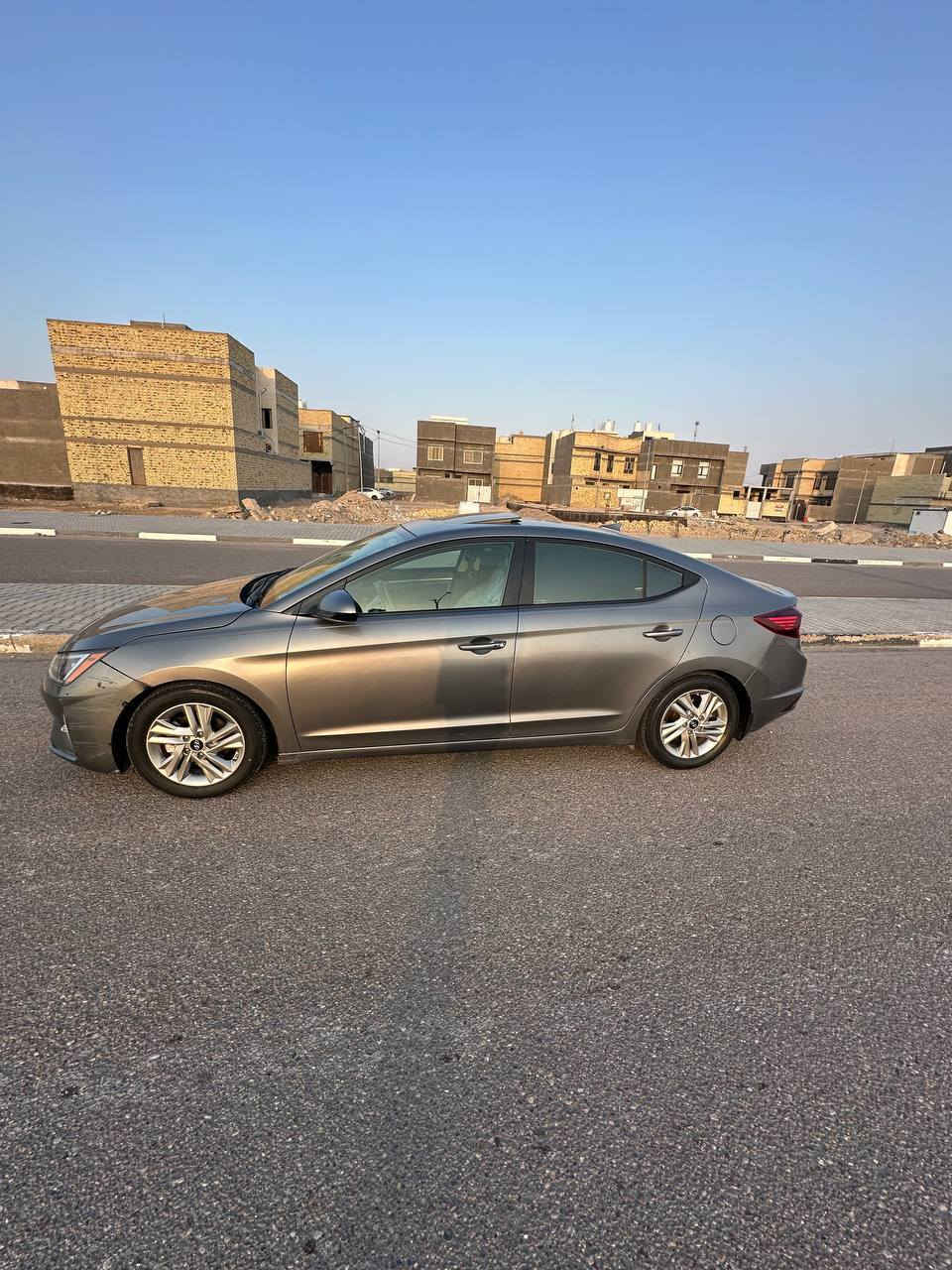 النتره مديل 2020سياره كفال عامه كسر كارتون جديده وجاهزه من كلشي تخم تاير كوري باتري جديد ماشيه 83وفول سياره الخير معوقين ب2027صيرحره  مكاني بصره جمعيات اسكان الموني 5ميل سعر /135وبيهه مجال واذ ماتشتري لا تكسر بحلال الناس 
رقم /***********
