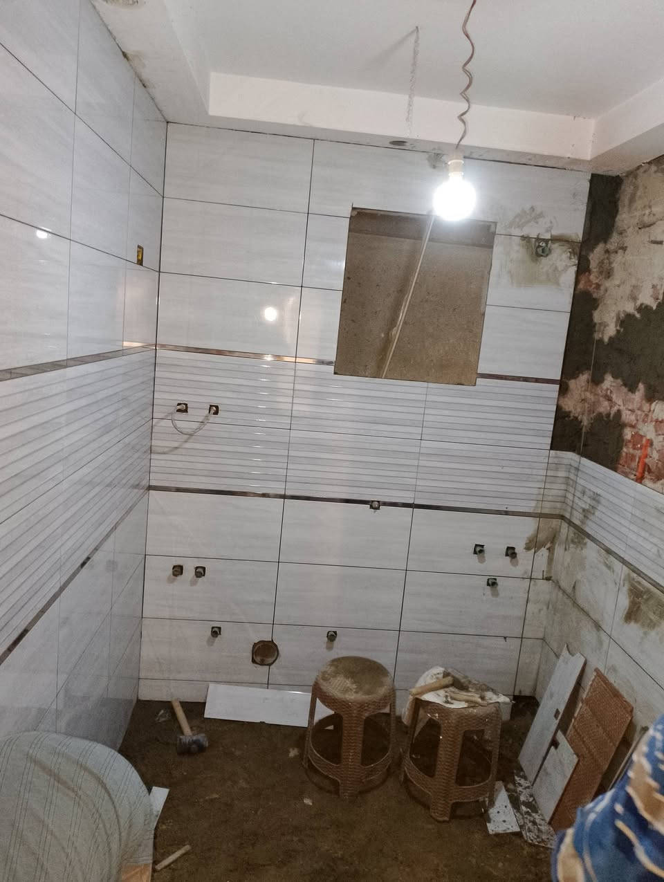 السلام عليكم ورحمه الله ابو وديع المصري خلف سيراميك متفرغ حاليا شغل درجه اولى تسليم مهندس مكان سلمان باك خبرني واتدلل والاسعار مناسبه للجميع رقمي بواتساب ***********
