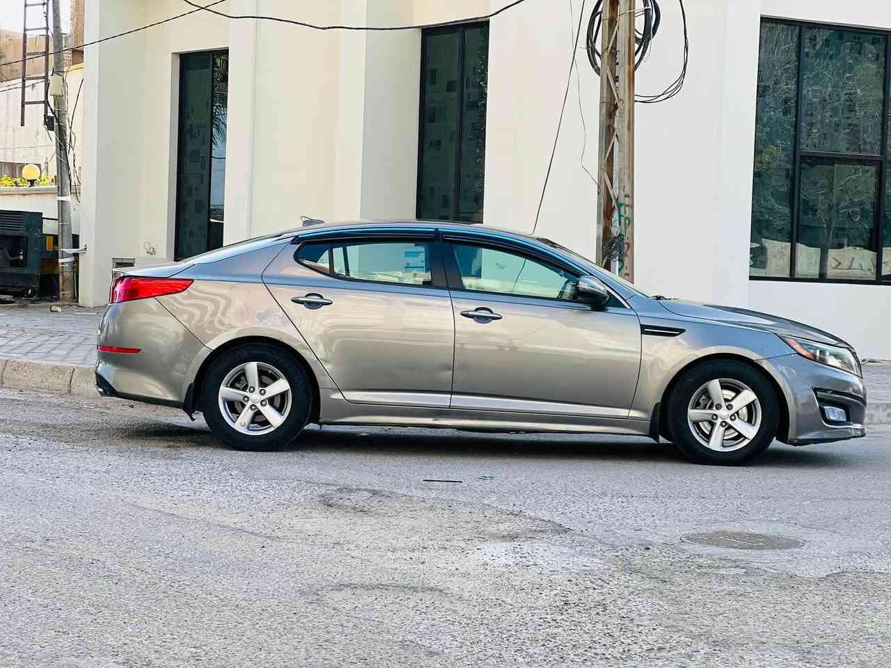 اوبتما 2015 مكفوله سعر 118 قابل للتفاوض الأستفسار اتصل *********** وارد أمريكي حادثها دعاميه خلفيه فقط مكفوله من كلشي مواصفات شاشه كبيره تحكم ستيرن كشن كهربائي مانع انزلاق حساسات امامي وخلفي مري كهربائي اشاير مري مكينه 2400 مكينه وكير مكفولات حت من الفتح حداديه جديده تخم تاير تبريد تدفئه شغال رقم كربلاء دولي سنويه ل 31 مكان سياره كربلاء كربلاء, العراق
