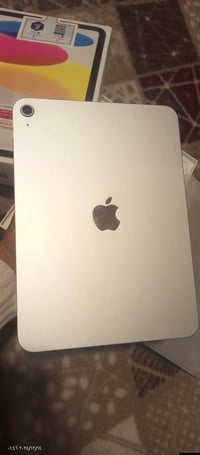 ايباد 11 • ١٢٨ • قفل