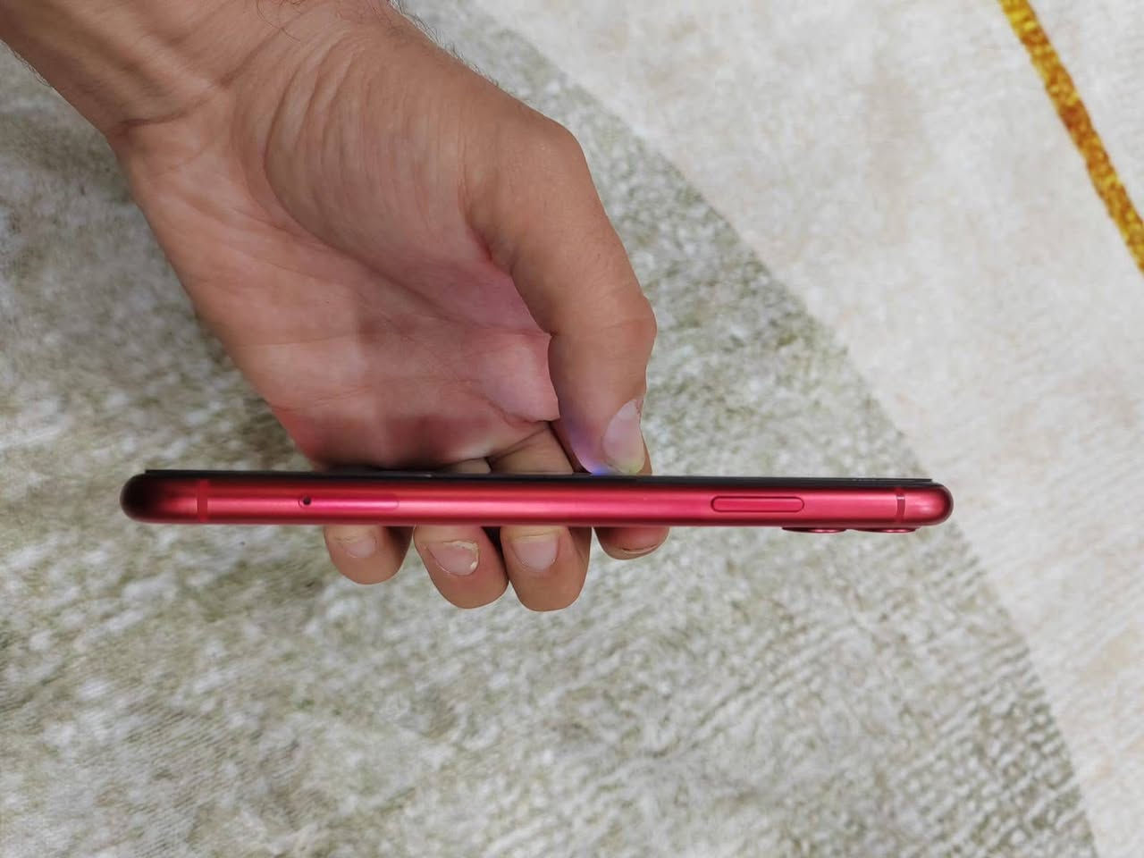 السلام عليكم
انتيكه 

ايفون 11 امريكي 

ذاكره 128 

بطاريه 95 

الجهاز وتر بروف وفحص حاسبه 

وين تريد اروح وياك بس لا تجرح احساسي 

كفاله عامه حتى تحديث ما محدثه 

بعده على تحديثه القديم 

السعر 250 ارخص جهاز بالسوك 

على عناد الي مبدل شاشه وبطاريه ويريده 250 

بغداد مدينة الصدر


**إذا كنت صاحب هذا الإعلان وتريد حذفه لأي سبب، رجاءا أرسل رسالة إلى الدعم الفني**