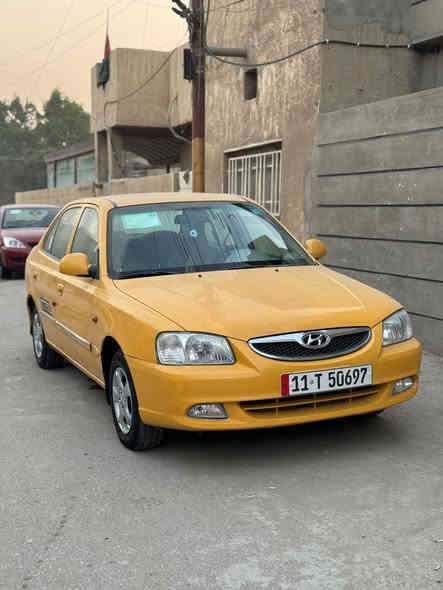 سلام عليكم  هونداي فيرنه مامعيوده  
2014بلاديه شركه رقم جديد هزه جديد هيئه غرامات كلهه مصفره تحويل مباشر بسمي  دوشمه عام سياره تخم تاير  تبريد ثلج سياره جاهزه مكفوله مكاني السياره بغداد ***********
