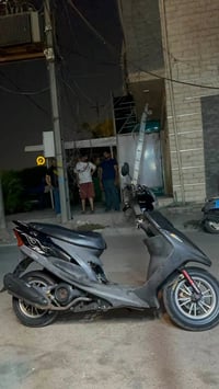 ماكس عدله للبيع الدراجه نضيفه وناصبه ويل كب اصلي وقطره وبك لايت وكفرات...