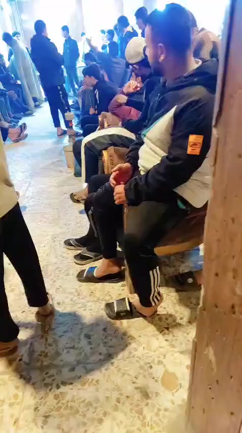 سلام عليكم بيت  بل رشاد للبيع مساحه 200متر طابو ملك صرف بسمنا وعلى سطح البيت شبكه عراقنا وبيه راتب سنوي وكهرباء مستمرة 24 ساعه (والثاني بيت 100 متر مربع عشره في عشره صاير ركن  (والثالث كوفي مساحة ١٥٠ ركن على شارع التانكي وياهه مطعم مأجرينه  وبيهن كهرباء مستمرة مرتبطه بالشبكه لمعرفة الأسعار  للإتصال على الرقم ***********
