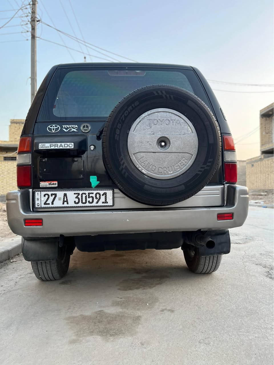 لاند كروز برادو 
موديل 2001
محرك 6 سلندر بلاد
فور ويل شغال
دبل تانكي
سياره جاهزه من كل النواحي
تبريد شغال 3 قطع ثلج 
سياره 7 راكب والسياره بأسمي تحويل ثاني يوم
غير متواجد على الفيس بوك للاستفسار الاتصال بلرقم *********** ناصرية, ذي قار
