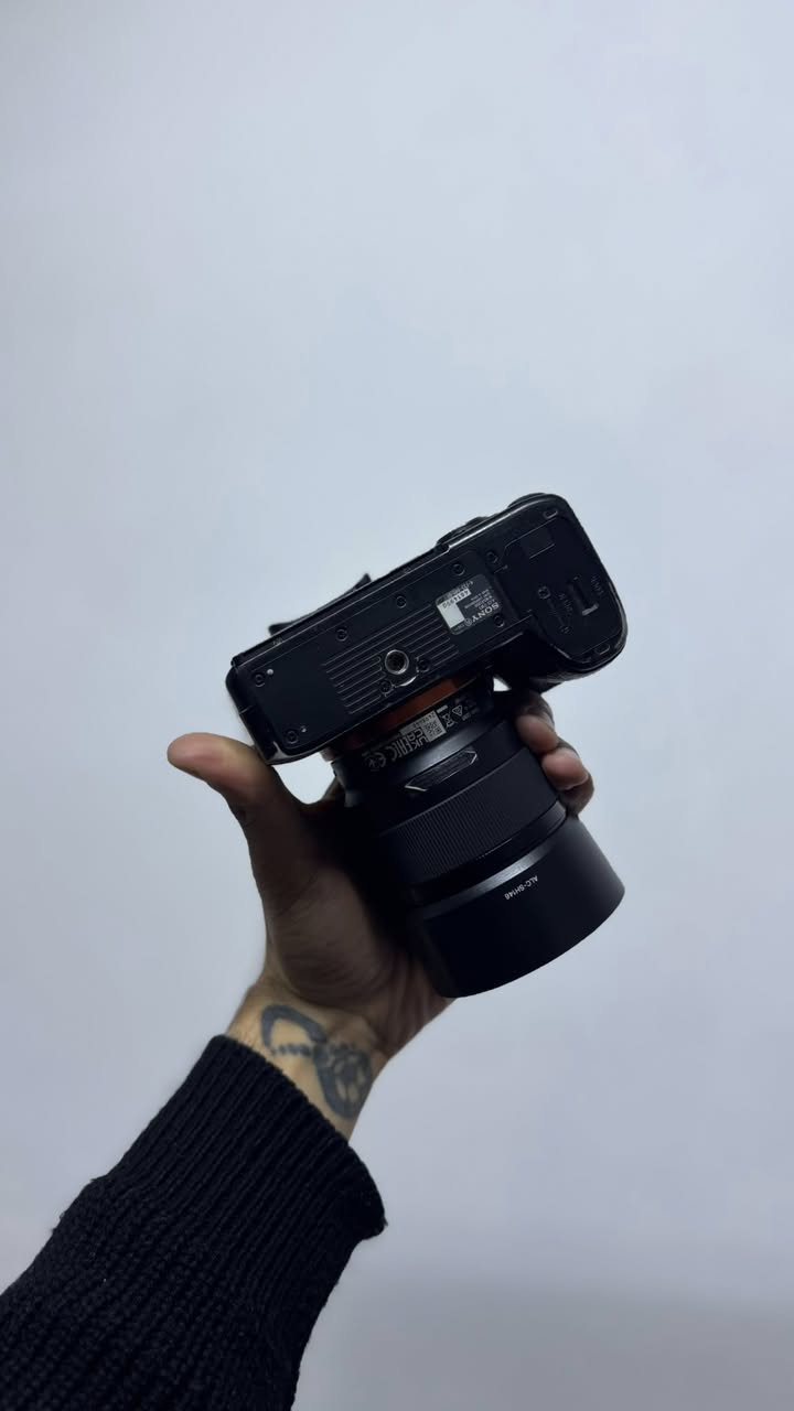 السلام عليكم
A7iii
مع عدسه 50 ملم 
نضافة كدام العين بصور 
السعر مليون و 100.الف 
مكاني الموصل توصيل موجود


**إذا كنت صاحب هذا الإعلان وتريد حذفه لأي سبب، رجاءا أرسل رسالة إلى الدعم الفني**