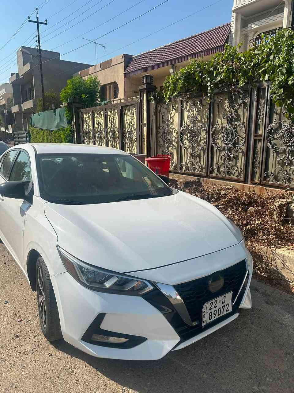 سلام و عليكم
نيسان سنترا موديل 2022للبيع
مواصفاتSV
شاشه 
كامرا
حساسات جانبيه
حساسات امامي و خلفي
رادار 
تحديد سرعه
فول مواصفات ماعدا سقف سلايت
رقم اربيل و جاهز
…الضرر:جاملغ امام طرف سكن تعديل بارد و جاملغ ورا طرف سائق صبغ مع معجون بدون دواخل بدون ايرباك بجم كبس 
ماشيه 75مايل
📍موقع كركوك
***********

